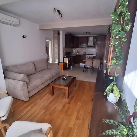 Apartamento With Parking Space - 25264 Makarska